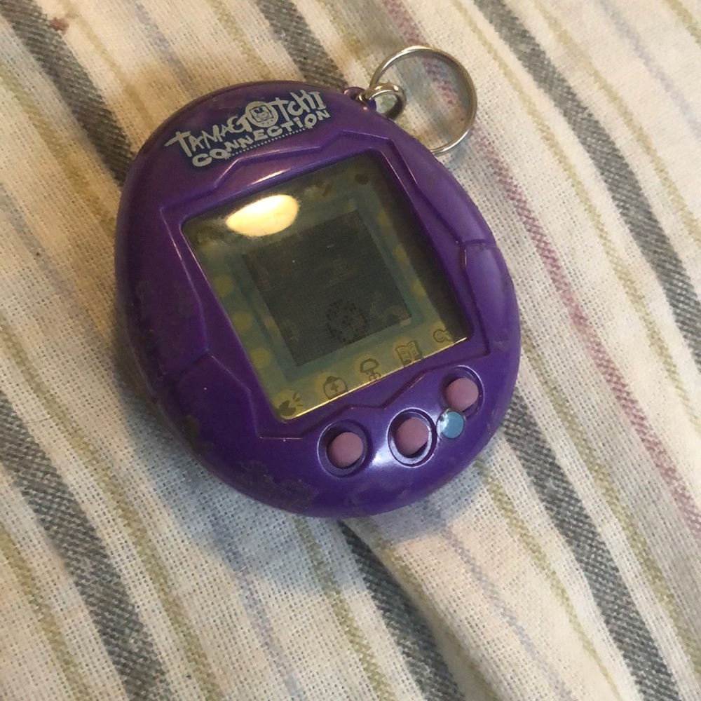Tamagotchi Connection Original V1 2004
